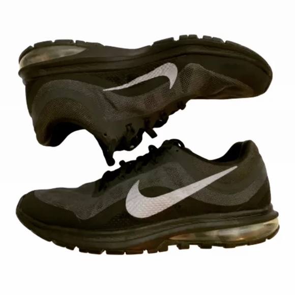 NIKE AIR MAX DYNASTY 2 Women's Black Running Shoes 852445-001 Size 6 - Picture 2 of 8